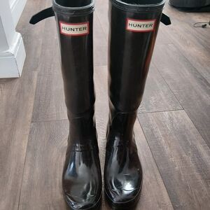 Hunter Glossy Black Tall Boots